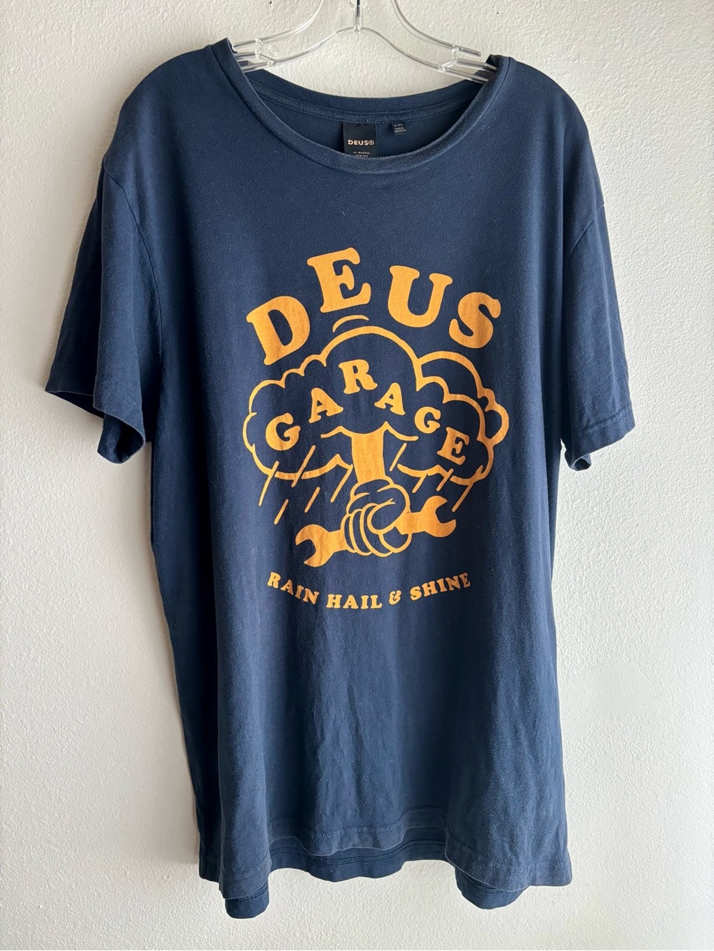 Deus Ex Machina “Deus Garage” Short Sleeve Medium Weight T-Shirt Navy